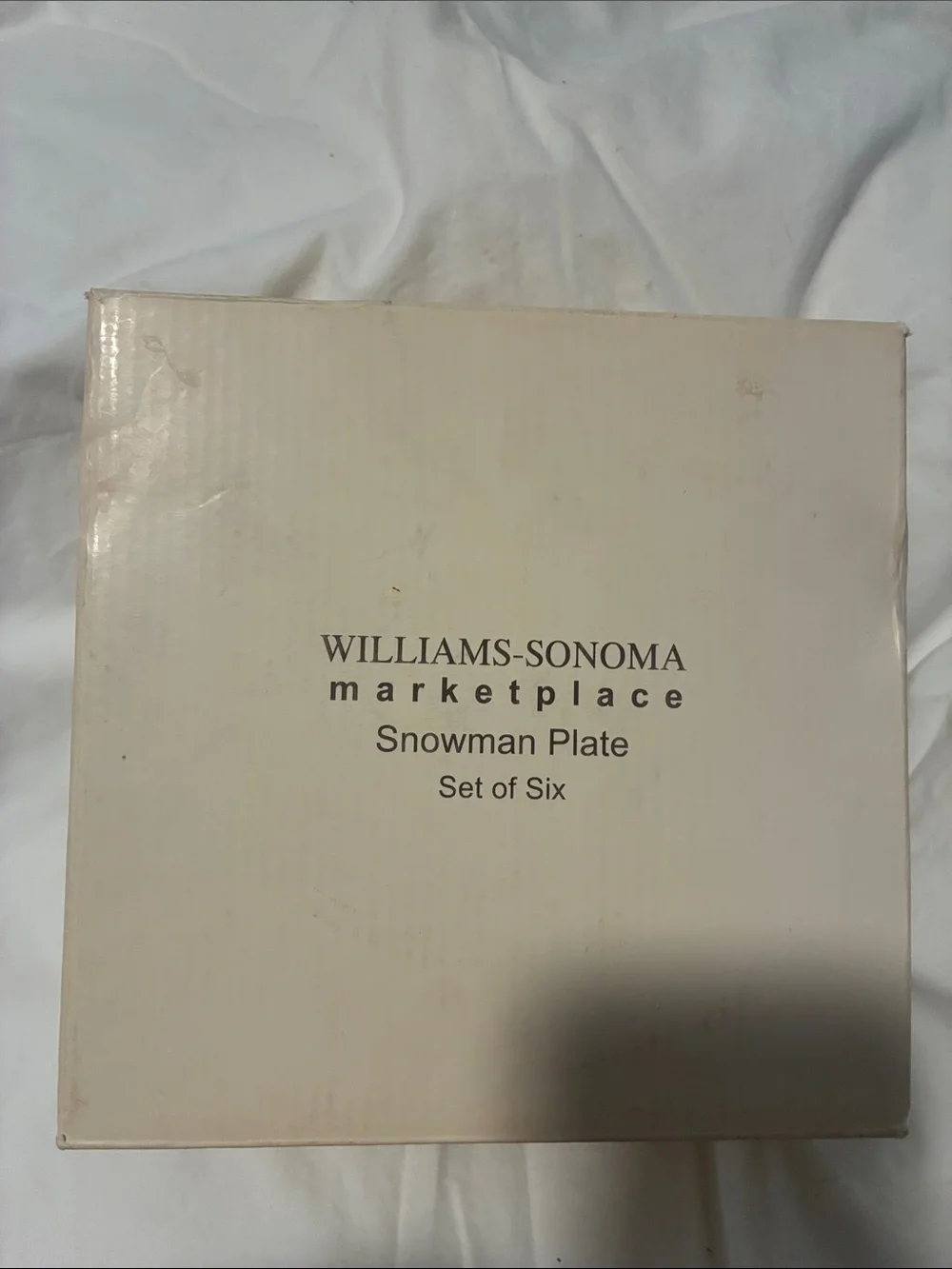 William Sonoma Snowman Plates, Set of Six, New in Box